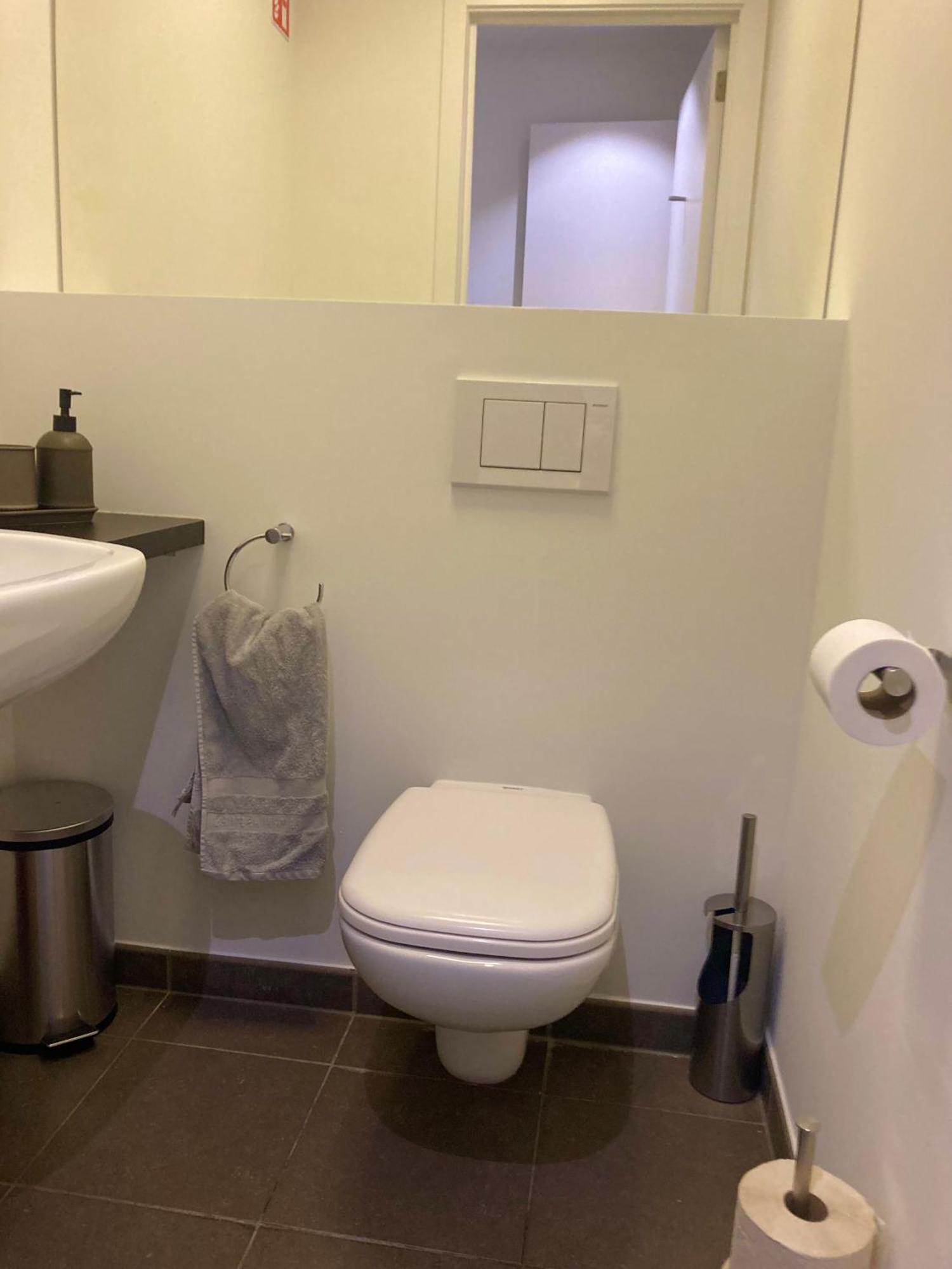 London Tower Apartments - Antwerp Bilik gambar